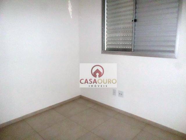 Apartamento à venda com 3 quartos, 76m² - Foto 13