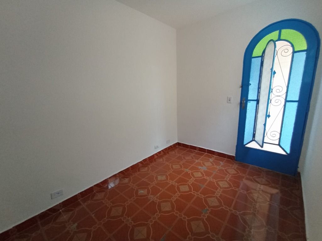 Casa à venda com 3 quartos, 100m² - Foto 7