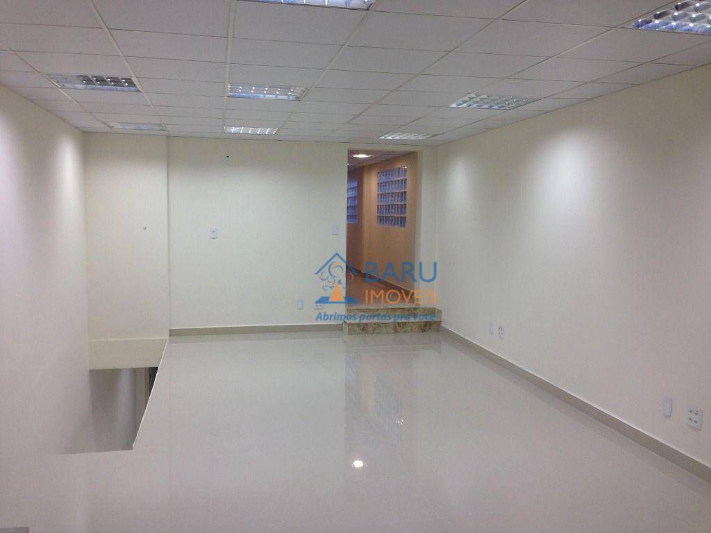 Sobrado para alugar com 1 quarto, 360m² - Foto 7