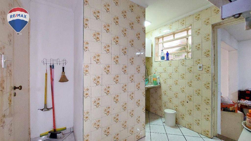 Casa para alugar com 3 quartos, 190m² - Foto 26