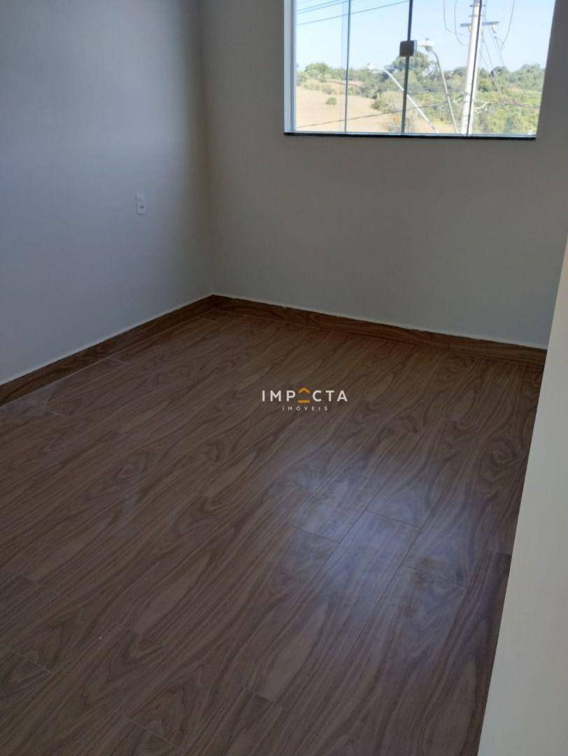 Casa à venda com 3 quartos, 180m² - Foto 7