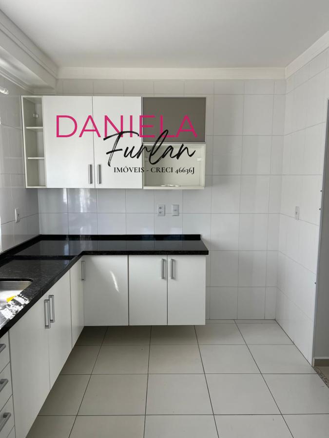 Apartamento à venda com 2 quartos, 63m² - Foto 5