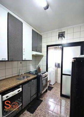 Apartamento à venda com 3 quartos, 75m² - Foto 9