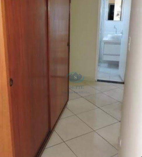 Apartamento à venda com 2 quartos, 62m² - Foto 12