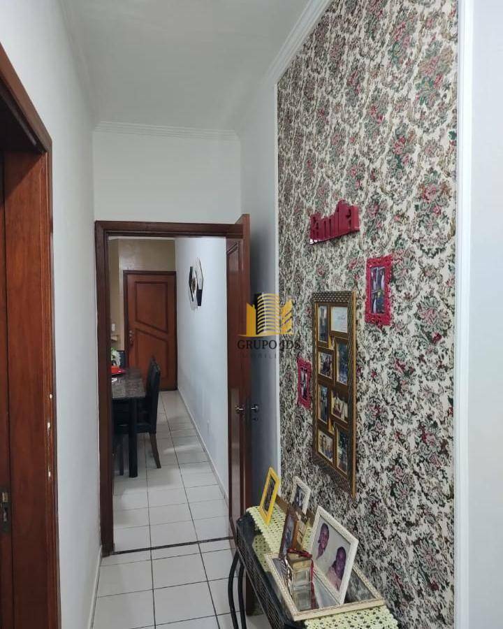 Casa à venda com 2 quartos, 115m² - Foto 8