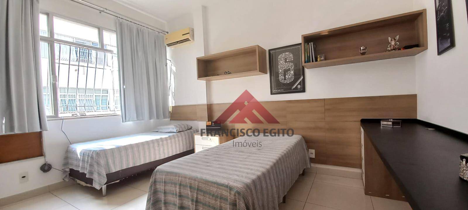 Apartamento à venda com 3 quartos, 180m² - Foto 10