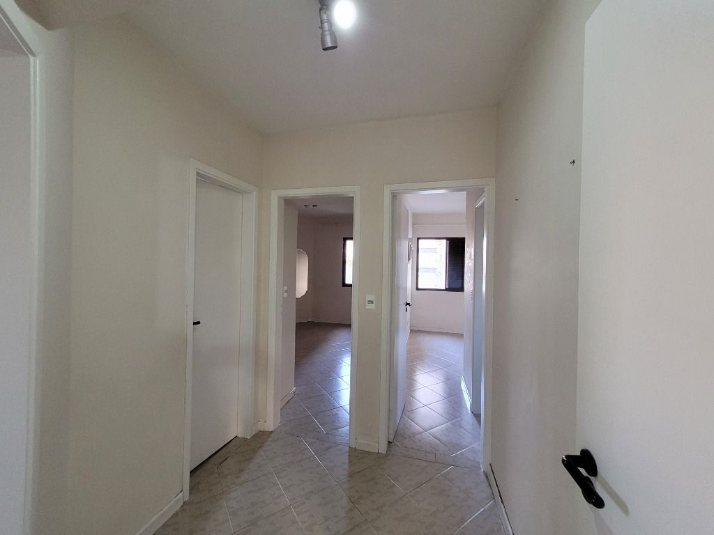 Apartamento à venda com 3 quartos, 80m² - Foto 13