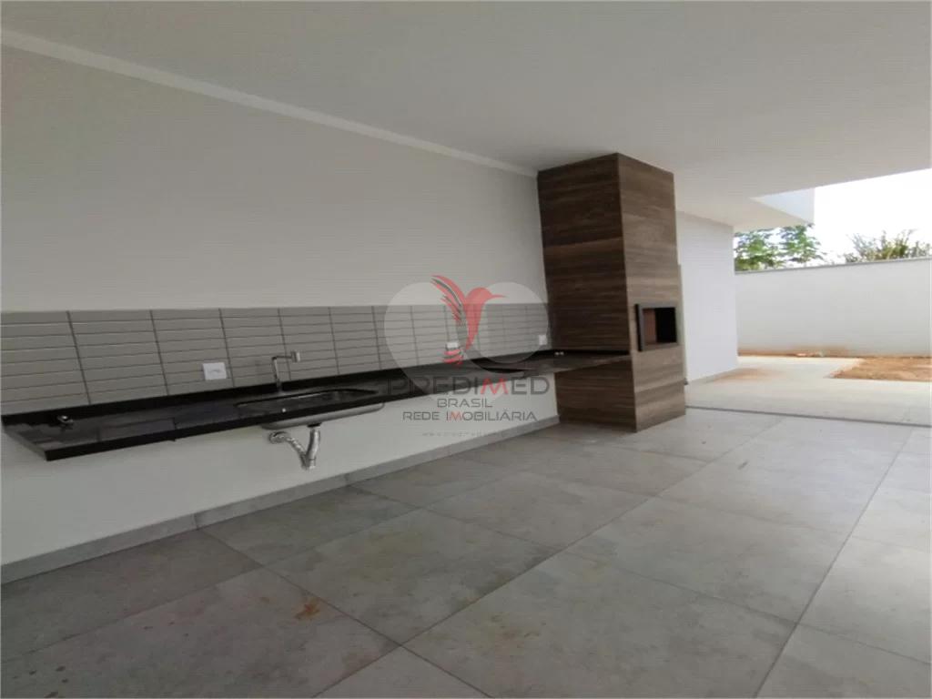 Casa à venda com 2 quartos, 185m² - Foto 11