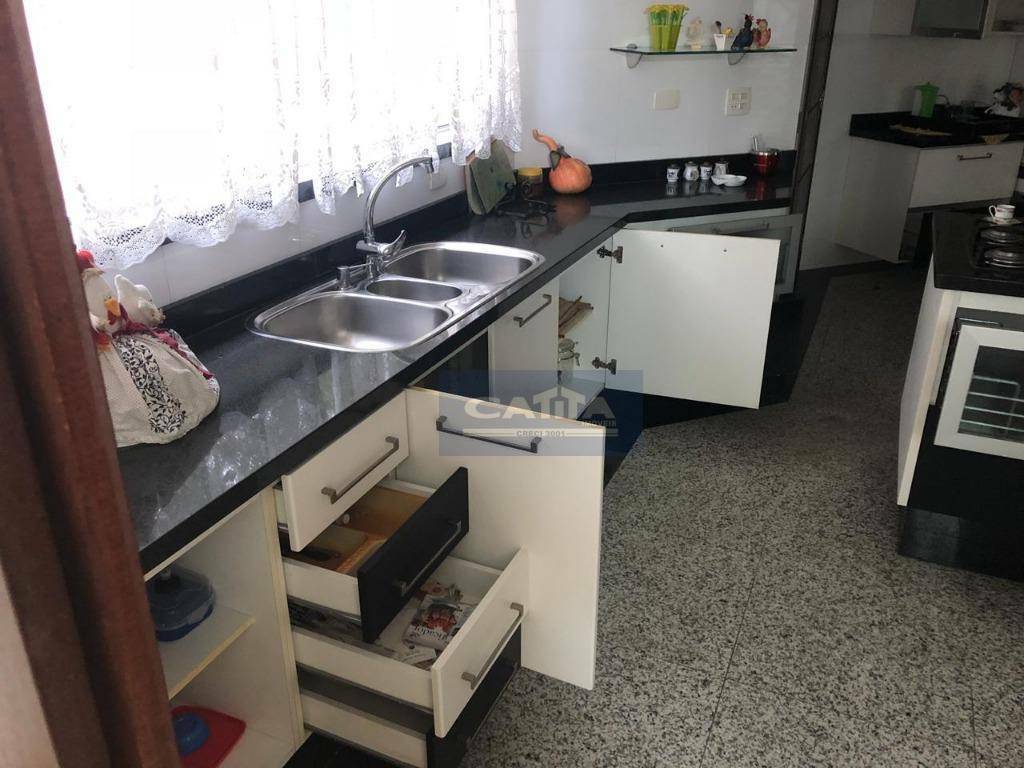 Sobrado à venda com 4 quartos, 534m² - Foto 6