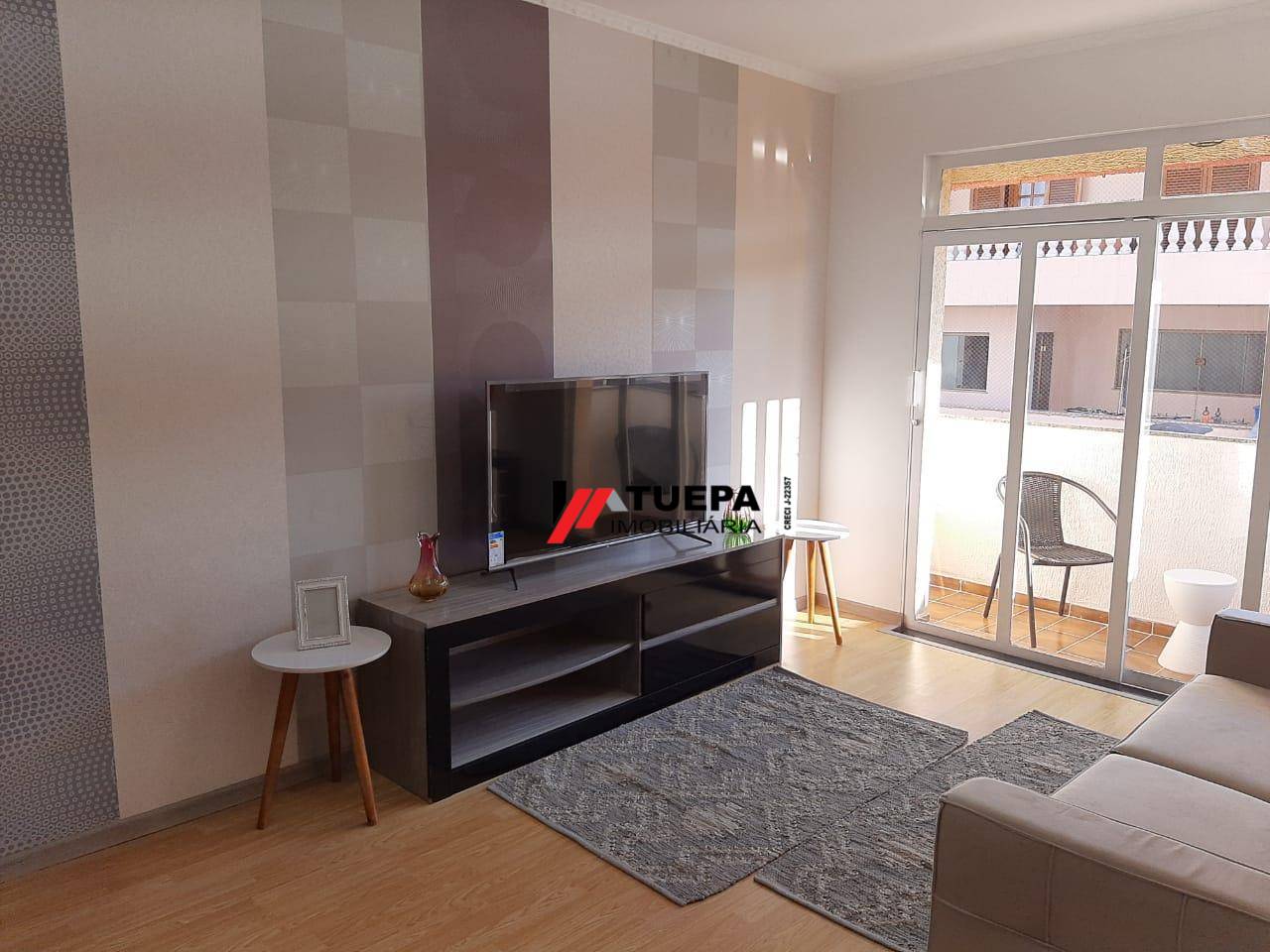 Apartamento à venda com 2 quartos, 75m² - Foto 4