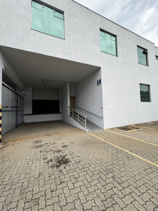 Depósito-Galpão, 900 m² - Foto 1