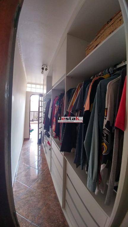 Sobrado à venda com 3 quartos, 185m² - Foto 30