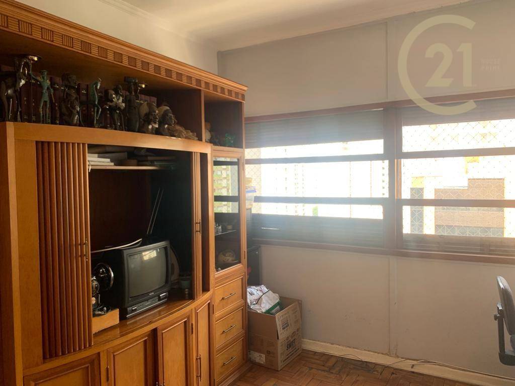 Apartamento à venda com 3 quartos, 140m² - Foto 14