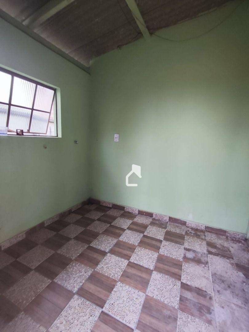 Casa à venda com 2 quartos, 250M2 - Foto 8