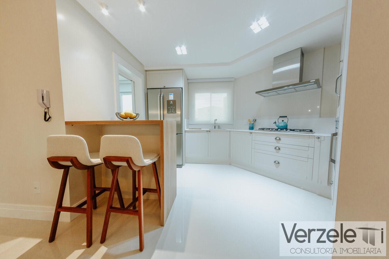 Apartamento à venda com 3 quartos, 164m² - Foto 8