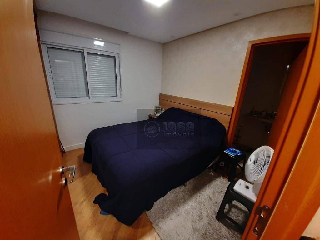 Apartamento à venda com 2 quartos, 78m² - Foto 15