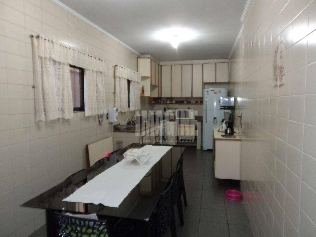 Sobrado à venda com 3 quartos, 250m² - Foto 5