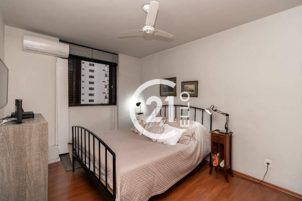 Apartamento à venda com 2 quartos, 67m² - Foto 16