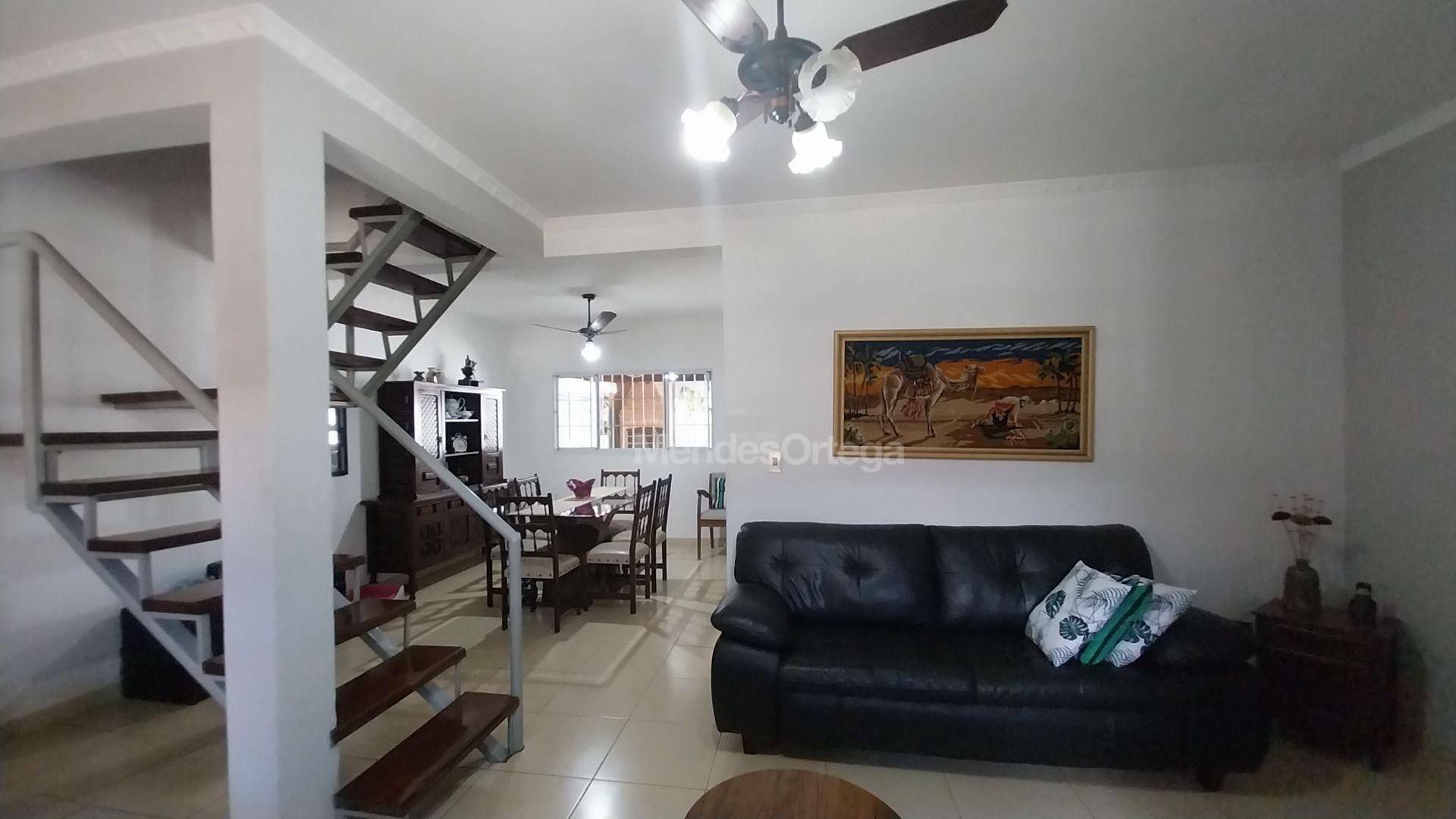 Casa à venda com 3 quartos, 99m² - Foto 10