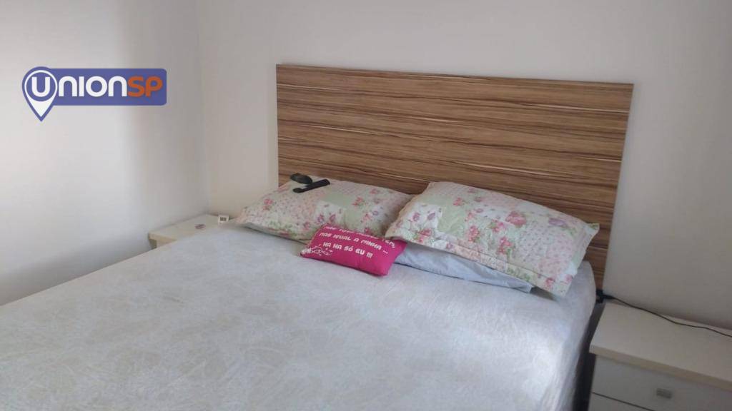 Apartamento à venda com 2 quartos, 65m² - Foto 12