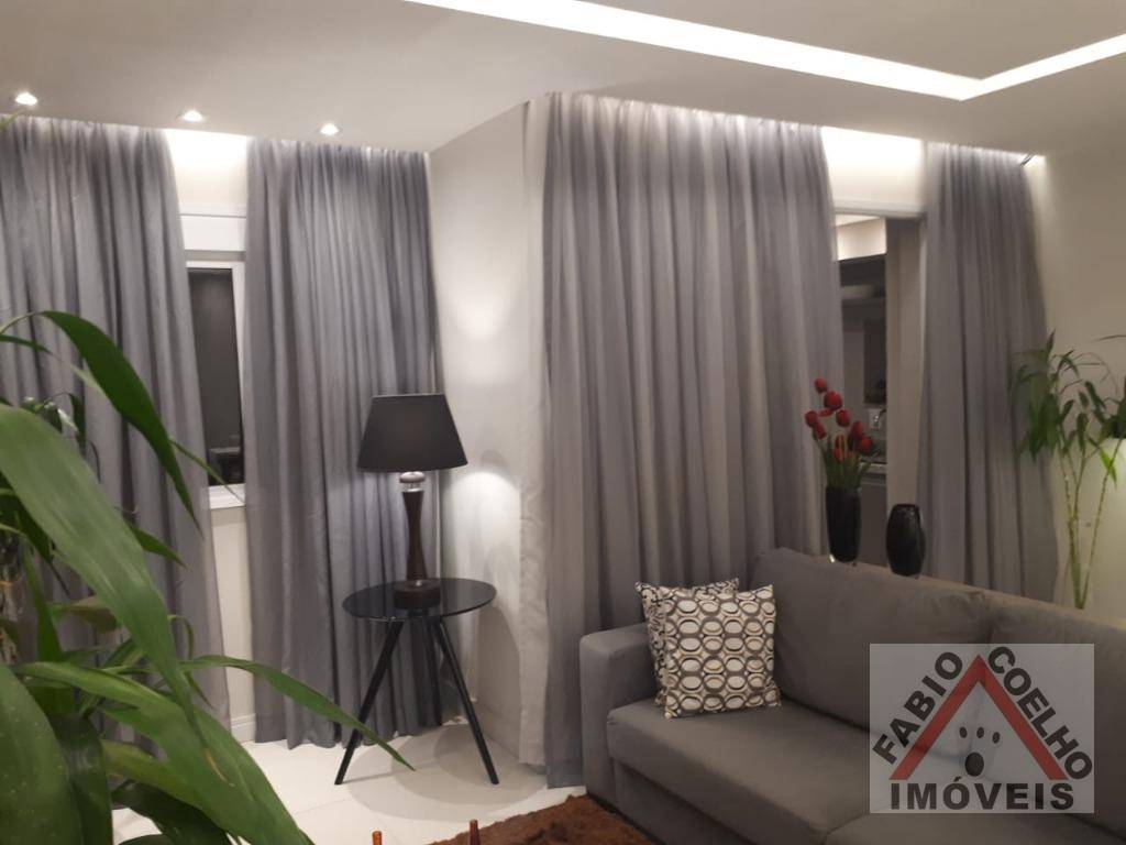 Apartamento à venda com 2 quartos, 65m² - Foto 1