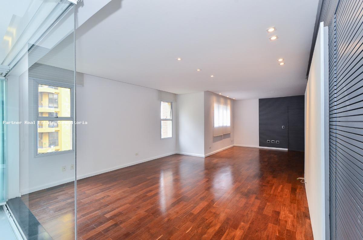 Apartamento à venda com 3 quartos, 236m² - Foto 10