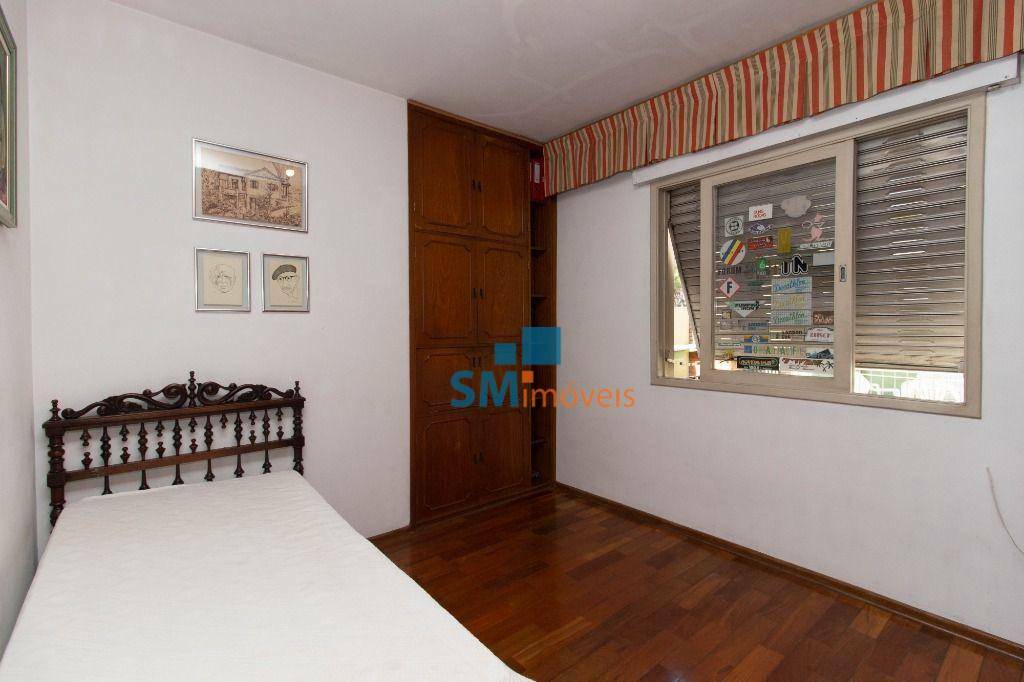 Casa à venda com 4 quartos, 205m² - Foto 22