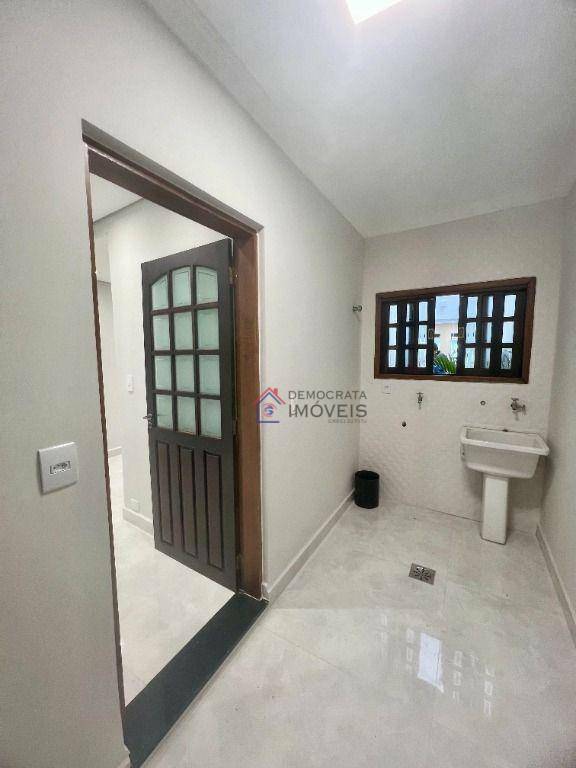 Sobrado à venda com 3 quartos, 210m² - Foto 9