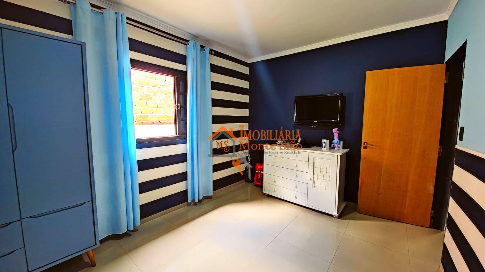 Sobrado à venda com 4 quartos, 240m² - Foto 9