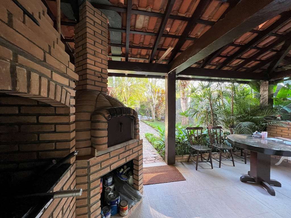 Casa de Condomínio à venda com 4 quartos, 320m² - Foto 24