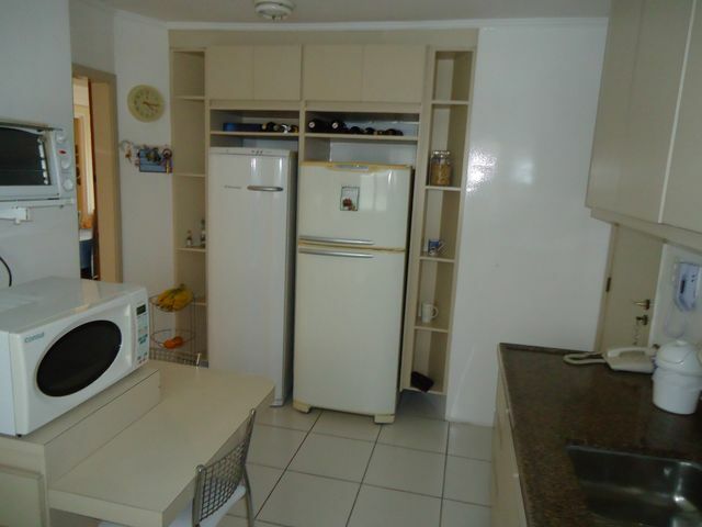 Apartamento à venda com 3 quartos, 165m² - Foto 4