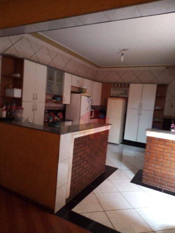 Casa, 3 quartos, 407 m² - Foto 1