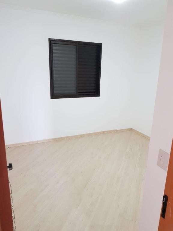 Apartamento à venda com 2 quartos, 64m² - Foto 14