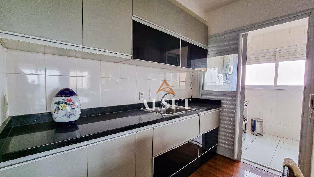 Apartamento à venda com 2 quartos, 80m² - Foto 15