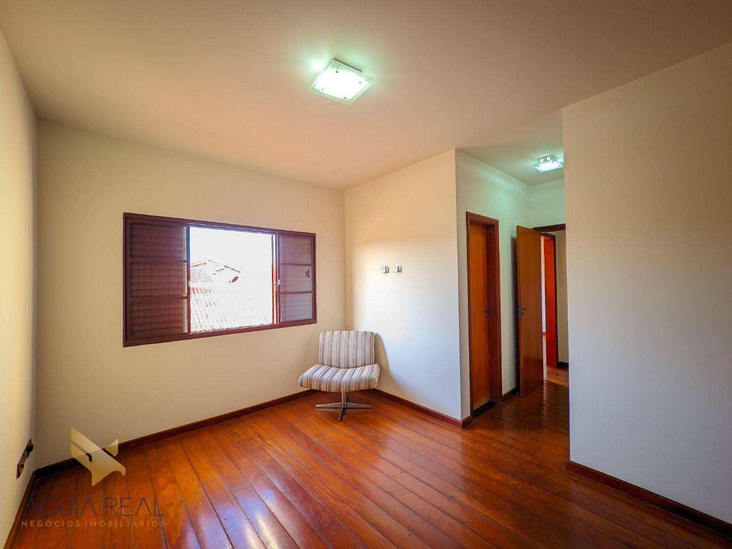 Sobrado à venda com 4 quartos, 257m² - Foto 19