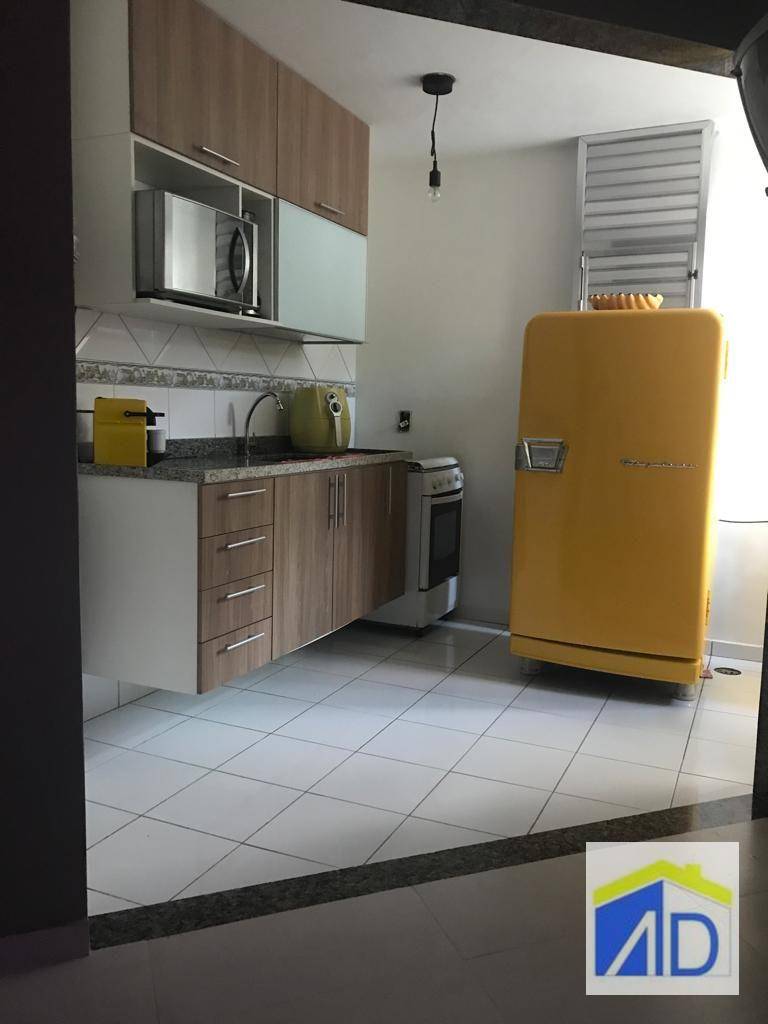 Apartamento à venda com 2 quartos, 55m² - Foto 18