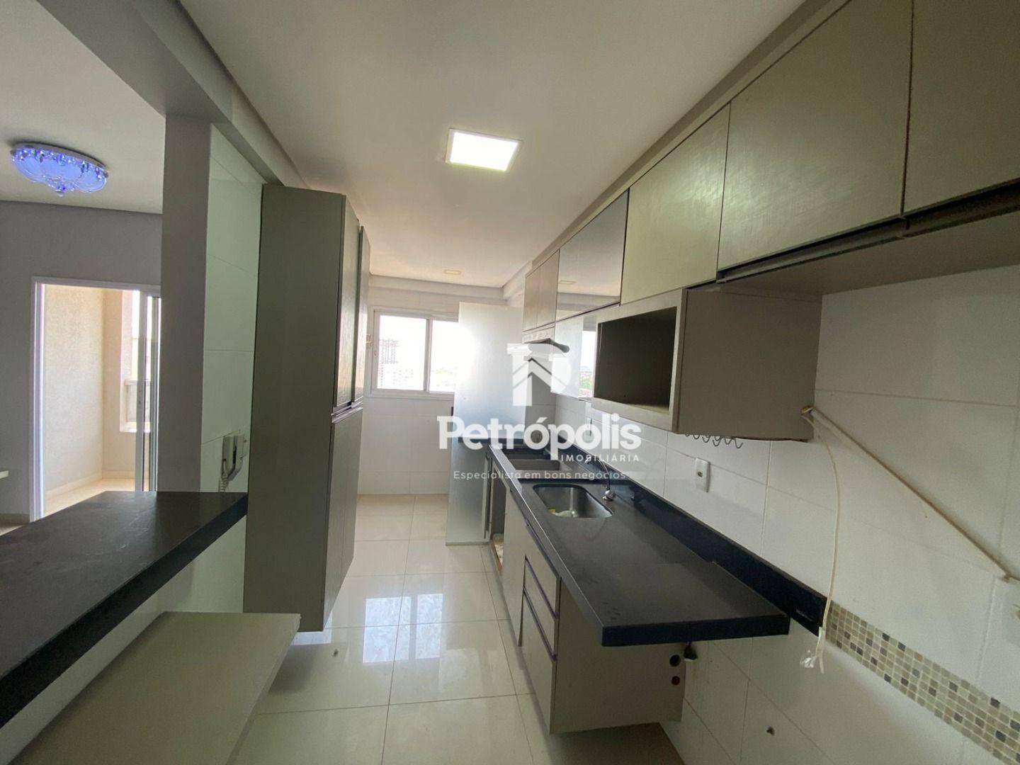 Apartamento à venda com 3 quartos, 87m² - Foto 5