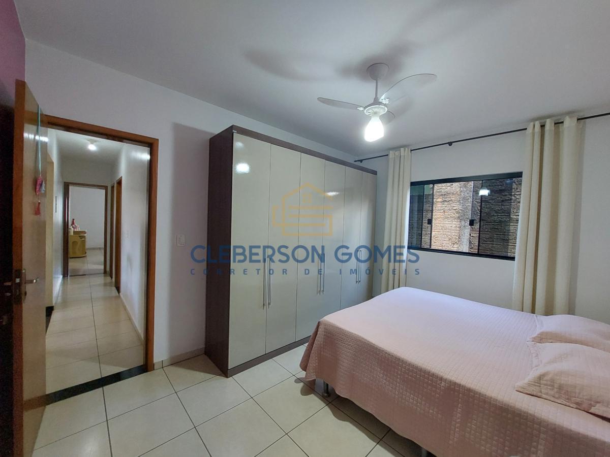 Casa à venda com 3 quartos, 360m² - Foto 12