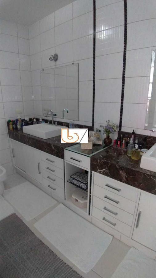 Casa de Condomínio à venda com 4 quartos, 800m² - Foto 5