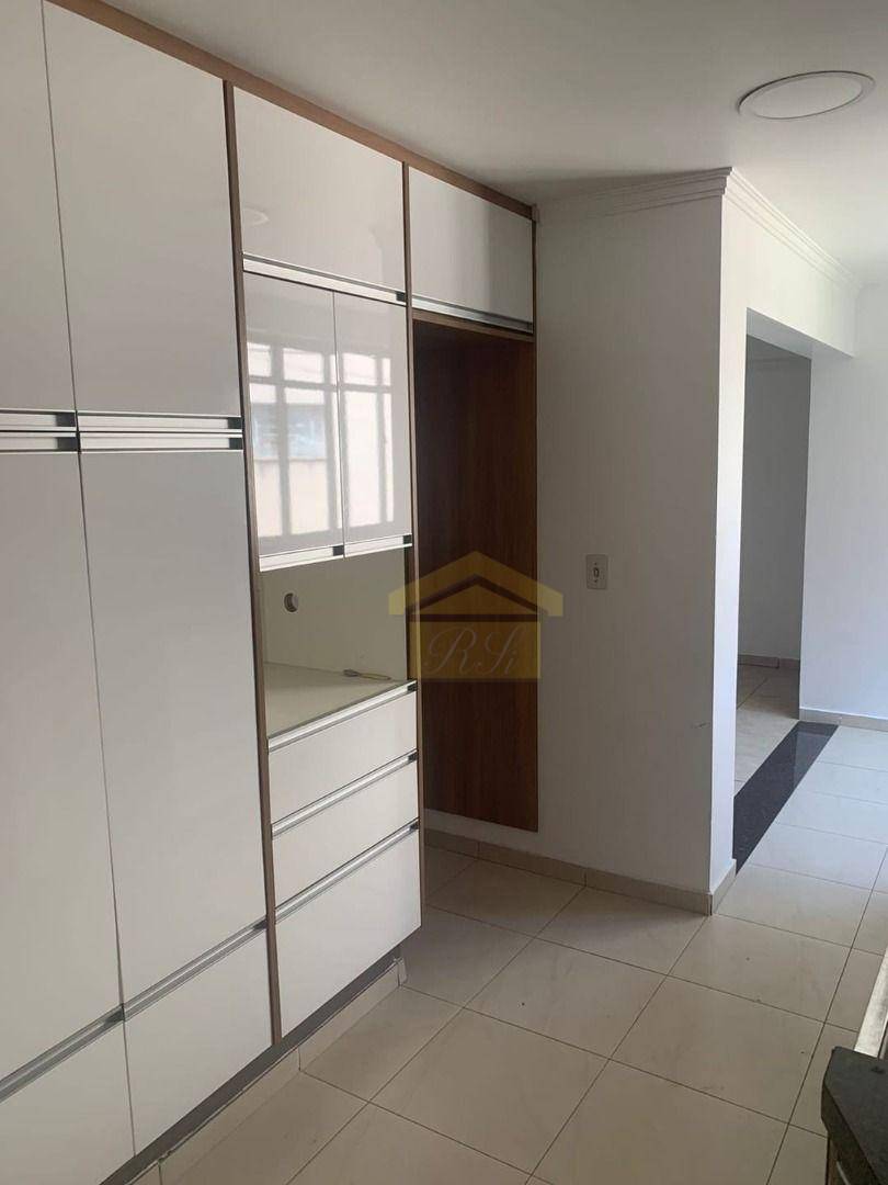 Casa à venda com 3 quartos, 335m² - Foto 28