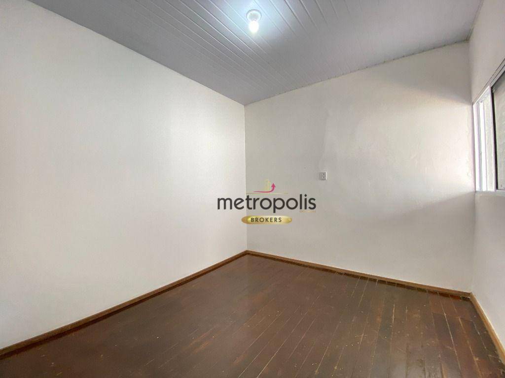 Casa para alugar com 2 quartos, 150m² - Foto 6