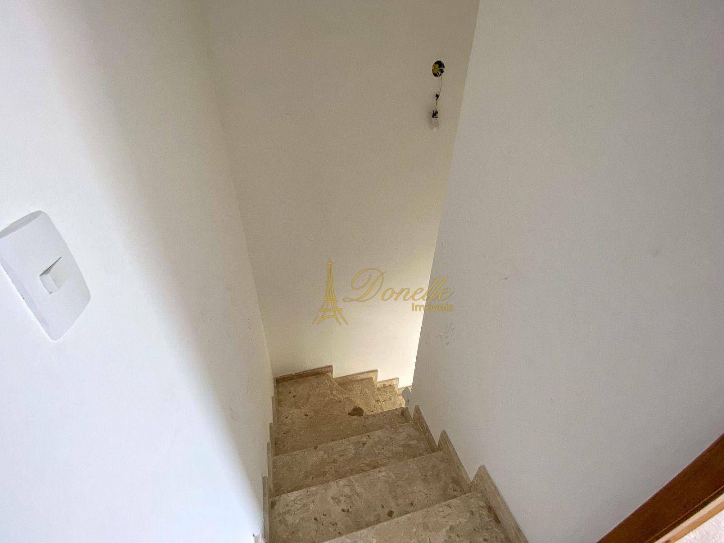 Casa à venda com 2 quartos, 80m² - Foto 24