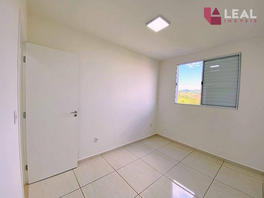 Apartamento à venda com 2 quartos, 55m² - Foto 15