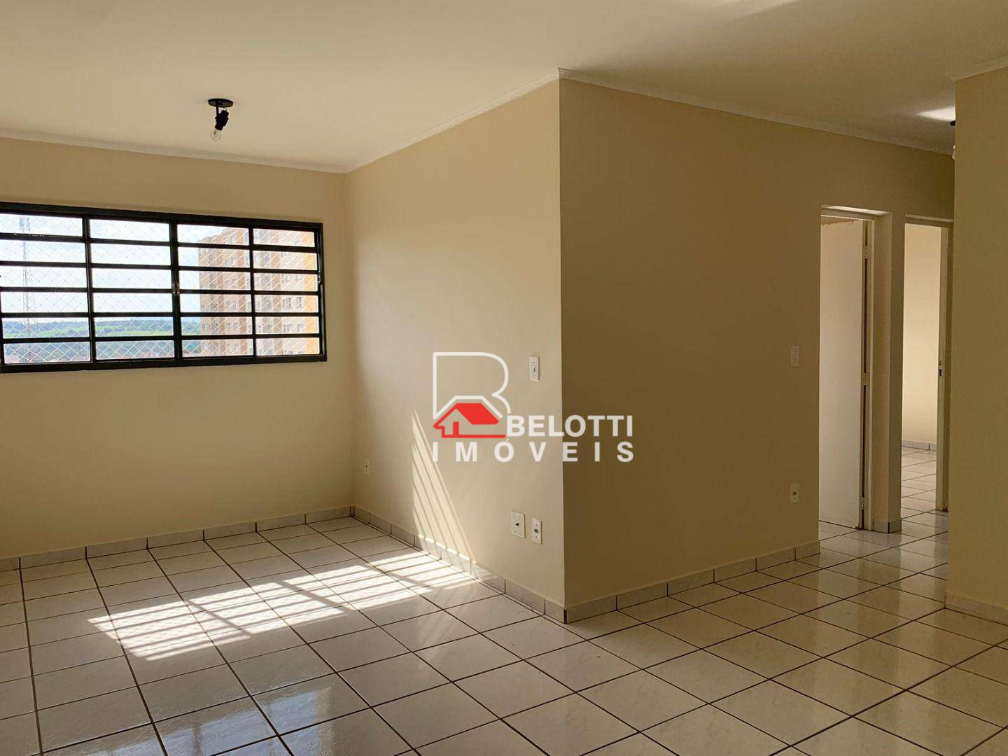 Apartamento à venda com 3 quartos, 58m² - Foto 1