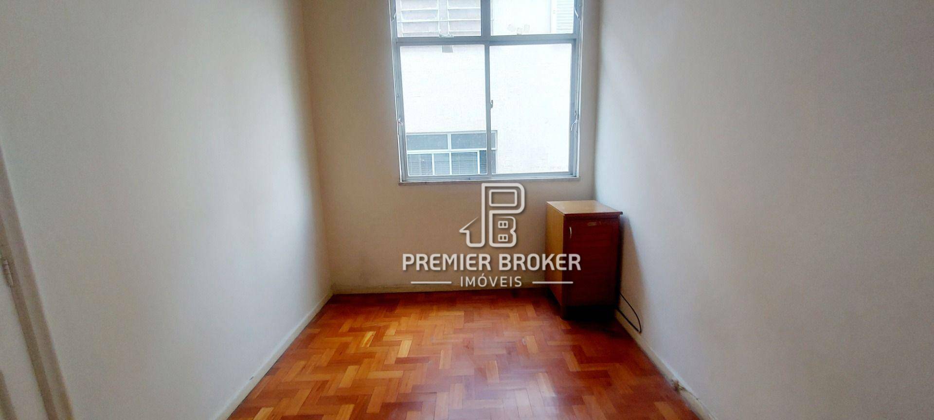 Apartamento à venda com 2 quartos, 60m² - Foto 13