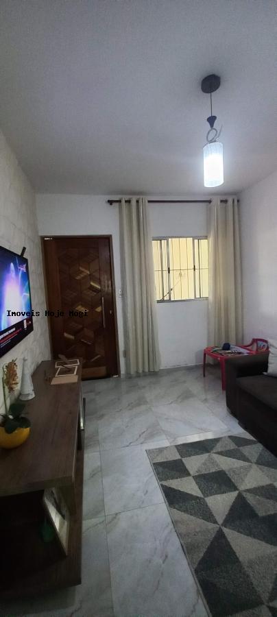 Casa à venda com 2 quartos, 162m² - Foto 1