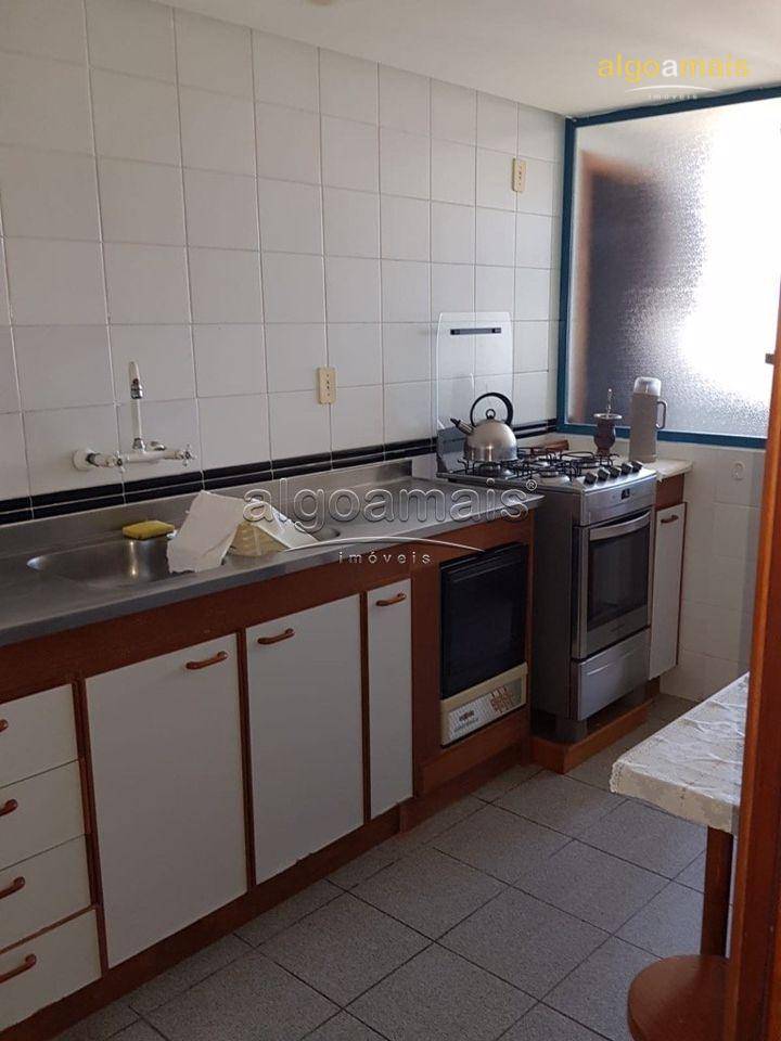 Apartamento à venda com 3 quartos, 160m² - Foto 13