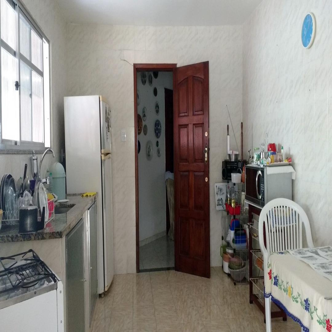 Casa à venda com 3 quartos, 450m² - Foto 8