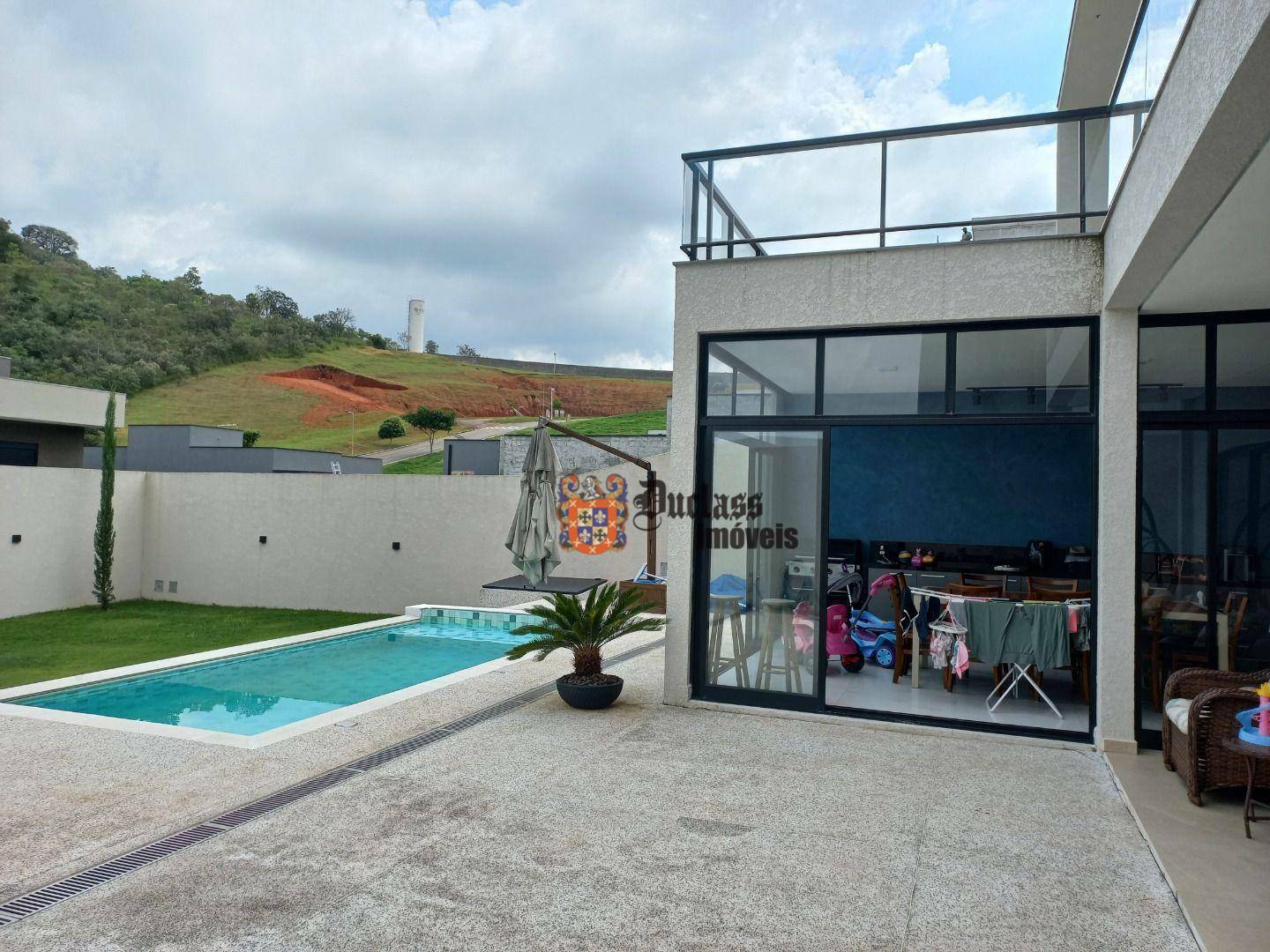 Casa de Condomínio à venda com 3 quartos, 234m² - Foto 98