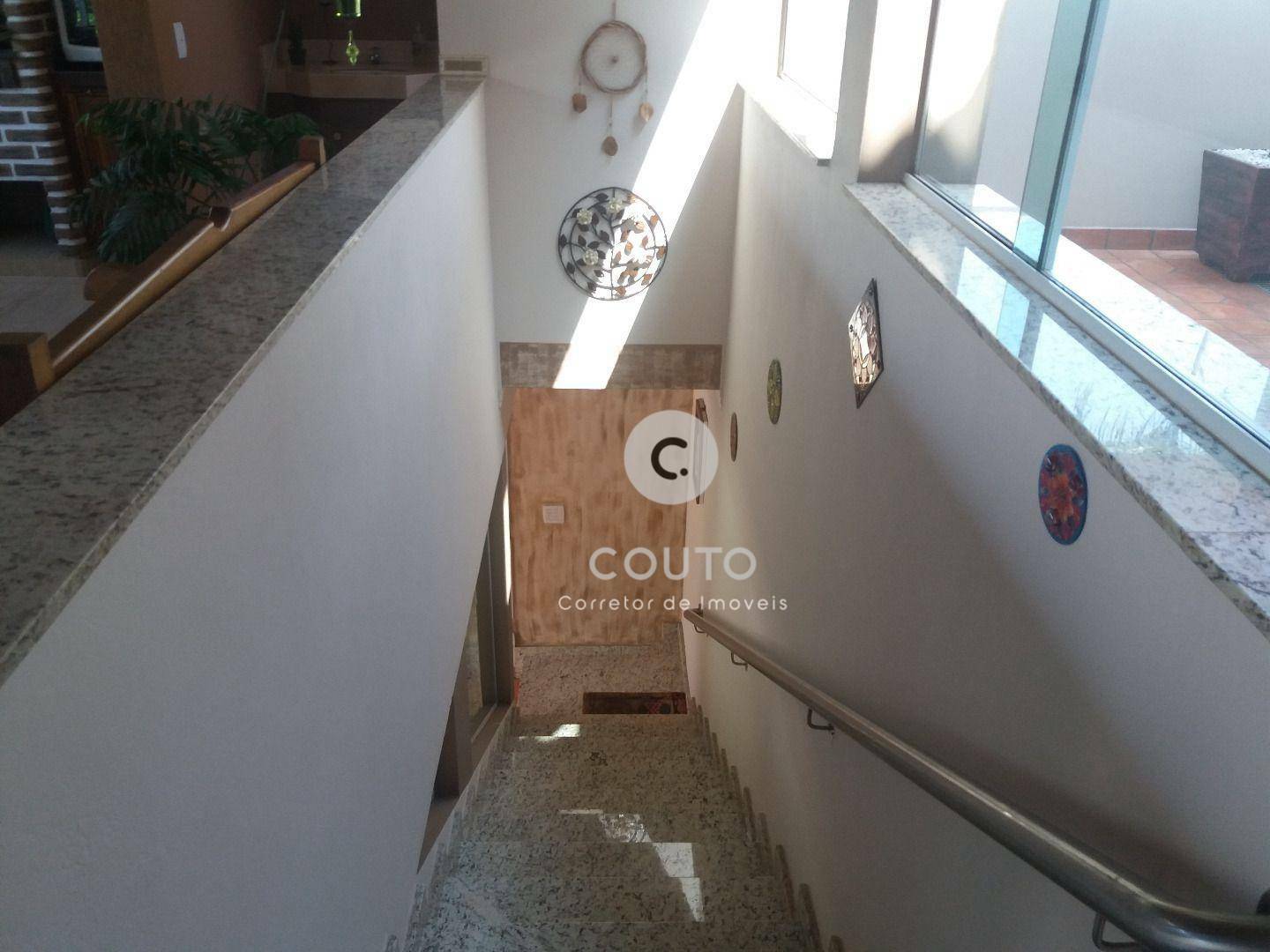 Casa de Condomínio à venda com 3 quartos, 320m² - Foto 8